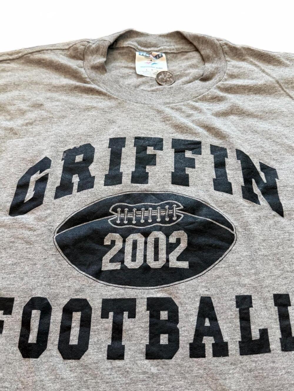 Vintage Large Gray 2002 Griffen Football Jerzees Graphic T-Shirt